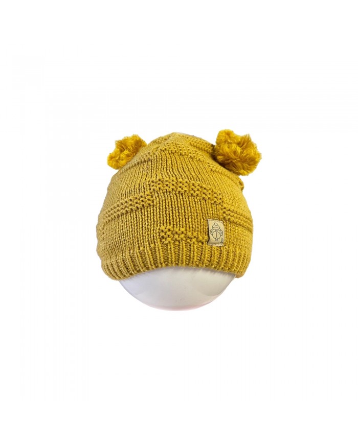 Bonnet ocre + pompoms