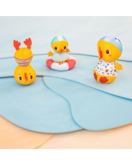 3 Canards Au Bord de L'Eau