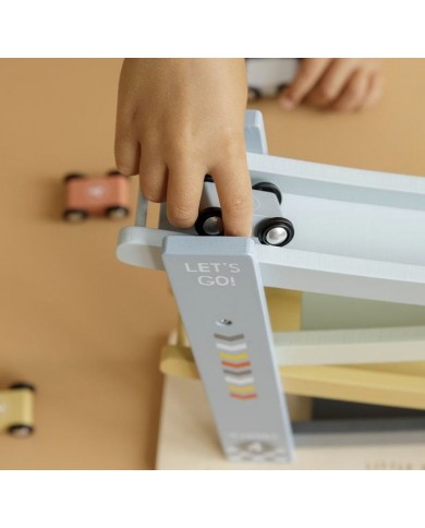 Rampe de course voiture bleu