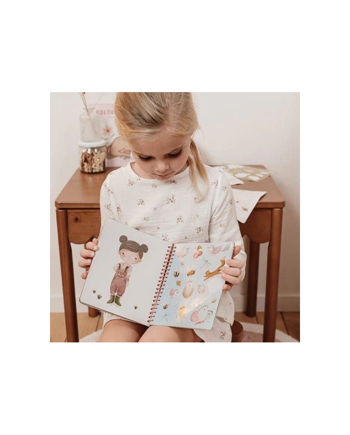 Livre d'habillage et d'autocollants - Fairy Garden