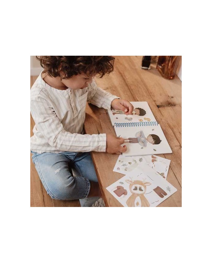 Livre d'habillage et d'autocollants - Forest friends