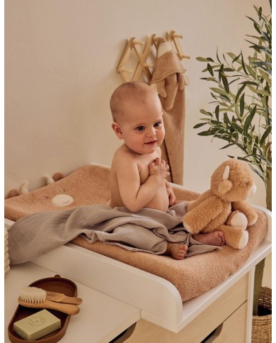 Matelas à langer avec housse en éponge beige Matelas à langer avec housse en éponge beige