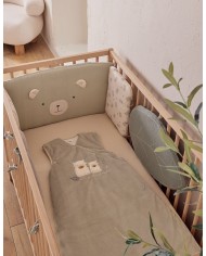 Gigoteuse vert sauge brodée 100 cm en Veloudoux®