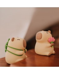 Veilleuse Capybara Touriste